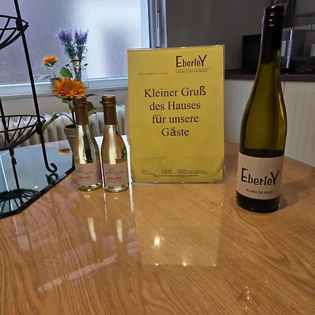 Winzeranwesen - Weingut Christian Eberley- Ii Mindestaufenthalt 4 Naechte - Minimum 4 Nights Διαμέρισμα *