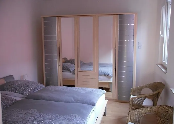 Appartamento Winzeranwesen - Weingut Christian Eberley- Ii Mindestaufenthalt 4 Naechte - Minimum 4 Nights Neustadt an der Weinstraße